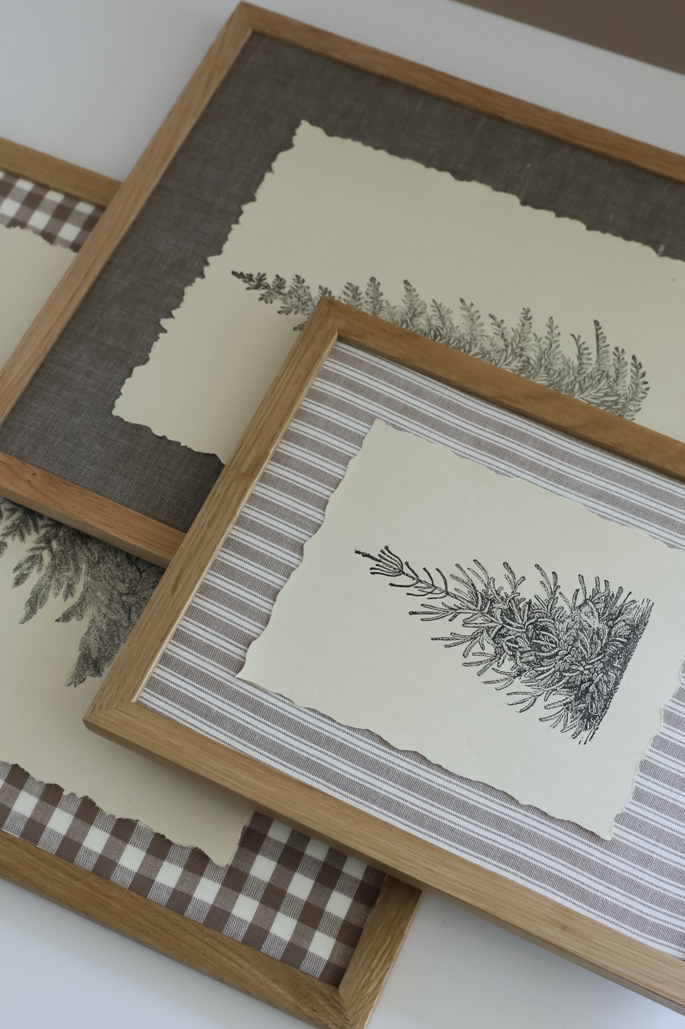 Winter Grove IOD Decor Mould 12x12